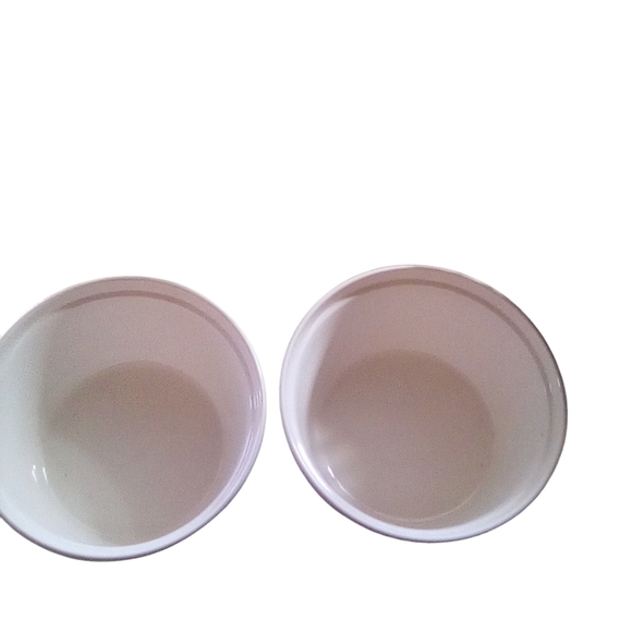 Everybody Loves Popcorn Set of 2 White Embossed Bowls - Picture 2 of 4